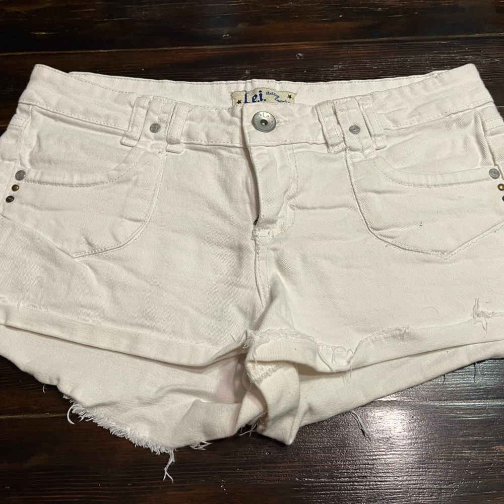 Lei white denim shorts